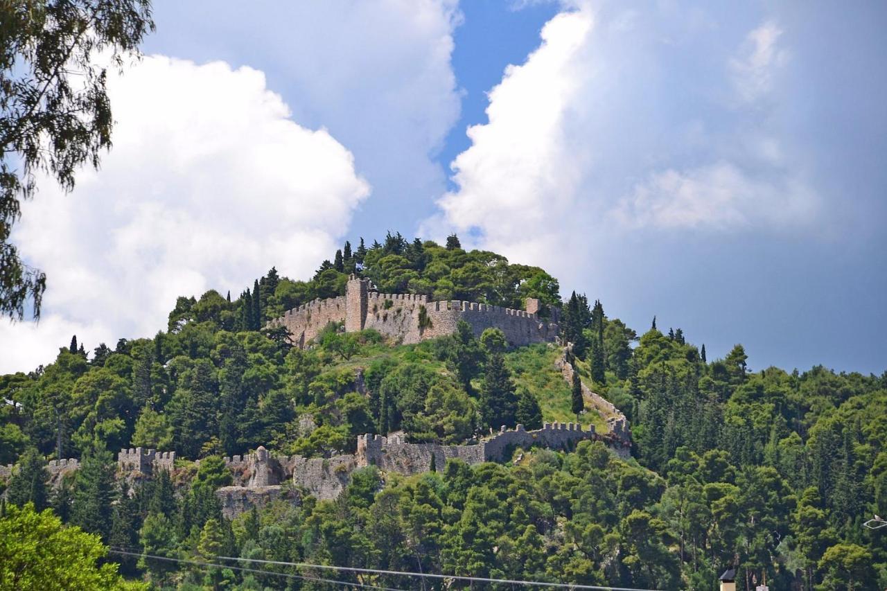 Poly'S Charming Home - City Center & Near The Beach 2Bedroom Apartment Nafpaktos Exterior foto